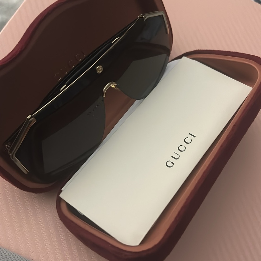 Authentic Gucci men classes